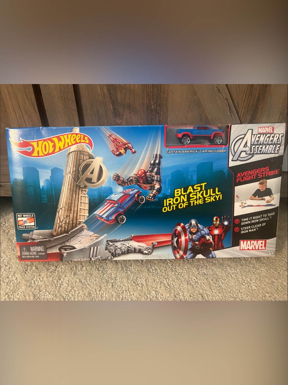 Hot Wheels Marvel Avengers Blast Iron Skull Playset – Blue
